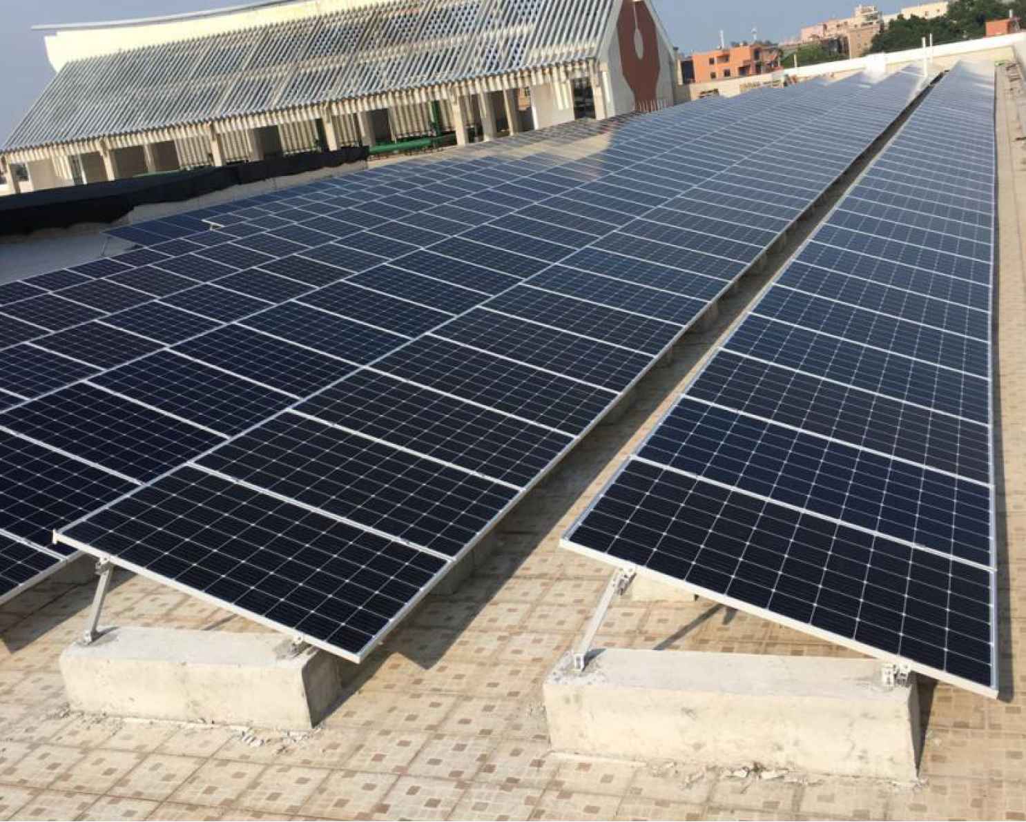 Home Flat Rooftop cấu trúc năng lượng mặt trời 1.4MW